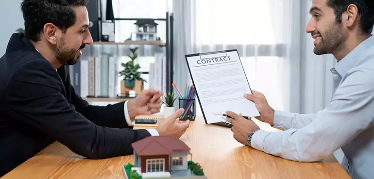 Why Choose Us for Contract Assignments in Laredo, TX?